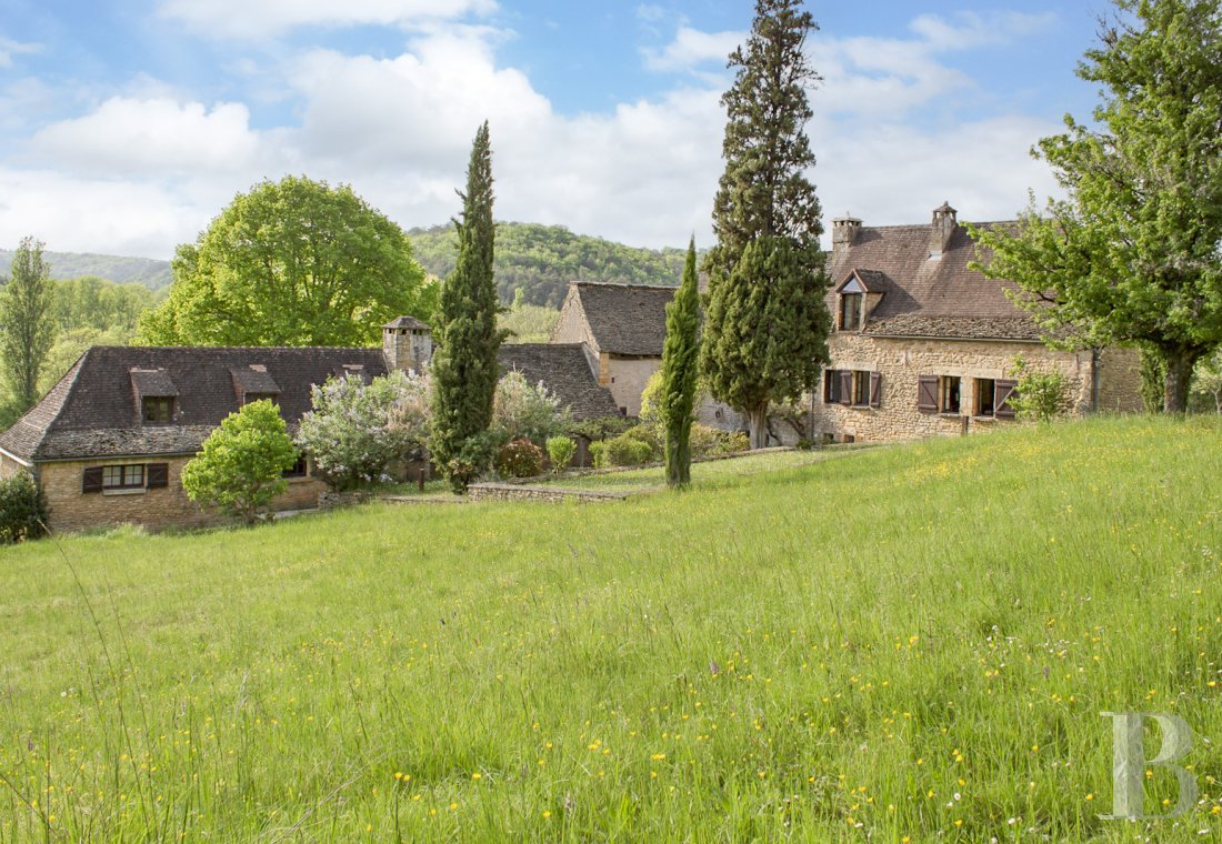 An old fortified house and its extensive grounds in the Périgord Noir, in the Dordogne - photo  n°22
